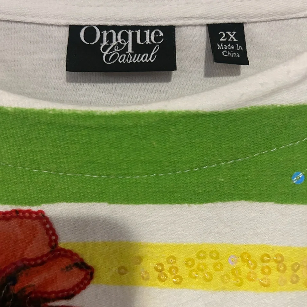 Onque Casual White Floral Stripe Fringe Tunic - size 2XL - Picture 3 of 5